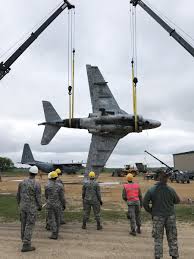 Spoilers (1) near the end of the film, the phonetic alphabet phrase alpha mike foxtrot is spoken over the radio. O Xrhsths Ancientsubhunter Sto Twitter Flight Of The Intruder Students Lift A 21 000 Pound Decommissioned A 6e Intruder Navy Plane During A Crash Damage Or Disabled Aircraft Recovery Cddar Training Course At Volk