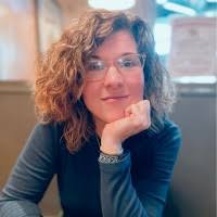 Beth Mcbee's Instagram, Twitter & Facebook