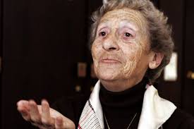 Denise Epstein et le livre de sa mère