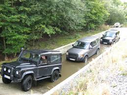 Wir Verhalte Ich Mich Im Gelande Richtig Offroad Training 5 5 Stunden Fahrtraining Im Adac Fahrsicherheitszentrum Offroad Sicherheitstraining Fahrtraining