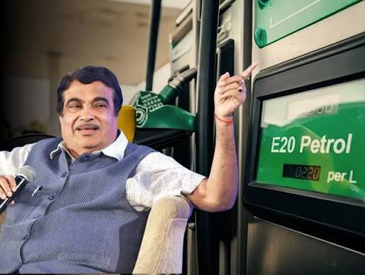 nitingadkari's Big Statement On E20 Petrol! Finally, Nitin #Gadkari  acknowledged that using #E20Petrol results in a 3-6 per cent reduction in  mileage of your vehicle. However, the minister openly claims that using