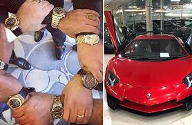 Saadet zinciri son dakika haberleri ve en önemli gelişmeleri posta gazetesi resmi sitesinde. 750 Milyon Dolarlik Saadet Zinciri Dolandiriciligi Istanbul Da Yakalandi Tele1