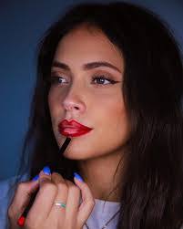 Haley Leavitt's Instagram, Twitter & Facebook