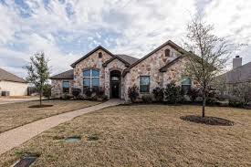 208 Longwood Circle In Hewitt Tx Call Camille Johnson Realtors For More Information On Properties Like This One 254 405 Real Estate House Styles Realtors
