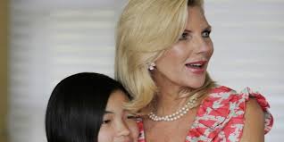 Huntsman Family Stumps for Presidential Run in Lakeland