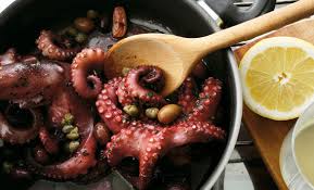 Check spelling or type a new query. Sugo Veloce Alle Olive Taggiasche E Ciuffi Di Calamari Leitv