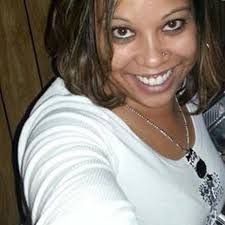 Jaclyn Sims's Instagram, Twitter & Facebook