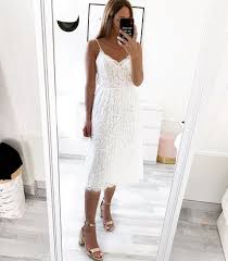 Wear Our Gold Sandals With Your Prettiest White Dress You Like This Chaussures Goldheels Influencer Outfit In 2020 Pretty White Dresses White Dress Dresses