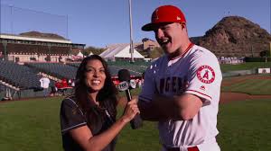 Mike trout's wife jessica cox walked out of a building in july 2, 2016. Mike Trout S Excellent Weekend Will Get Even Better With His Wedding On Saturday Mlb Com