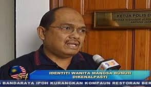 Pasangan pengantin yang mengenakan persalinan indah berwarna putih dinikahkan oleh bapa pengantin perempuan, megat deraman megat stan. 2 Lelaki Asing Ditahan Mayat Mangsa Kerat Dikenalpasti Pak Din
