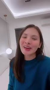 Janice Dizon's Instagram, Twitter & Facebook