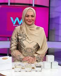 Neelofa and husband to be charged in court over sop violations. Biodata Noor Kartini Noor Mohamed Ibu Pelakon Neelofa Iluminasi