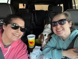 What time is everyone getting to the park tomorrow?