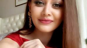 Shefali Jariwala death: Medicines on empty stomach may have caused blood pressure drop, say cops