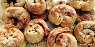 Sfogliatelle Di Canosa Di Puglia La Cucina Pugliese Ricetta Ricette Idee Alimentari Puglia