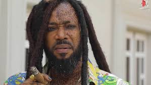 Don Bay's Instagram, Twitter & Facebook