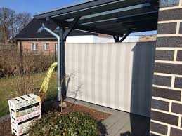 Seitenmarkise Als Windschutz Und Sichtschutz Am Terrassendach Vom Sonnenschutz Fachbetrieb Aus Gutersloh Und Ow Markise Terrassendach Terrassenuberdachung
