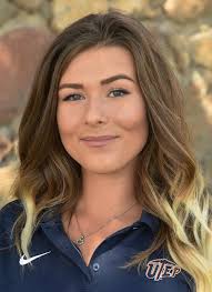 Lilly Downs's Instagram, Twitter & Facebook