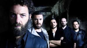 Bauer: azul eléctrica emoción