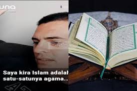 Subhanallah, Pemuda Asal Amerika Ini Membaca Alquran 18 Jam Non-Stop dan  Kaget Dengan Isinya, Bagaimanakah Kisahnya?