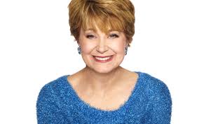 The lift at the crown makes it a great style to compliment a round face. Jane Pauley Talks Career Highlights Cbs Sunday Morning And Her Bipolar Diagnosis