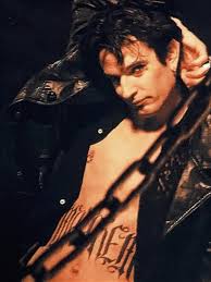 Tommy with bobby Hewitt backstage, march 2012