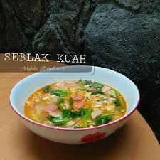 Cita rasanya yang pedas gurih membuat makanan satu ini banyak digemari semua kalangan, muda maupun tua. Resep Seblak Kuah Ala Rumahan By Dapurwafda Real Food Recipes Food Indonesian Food