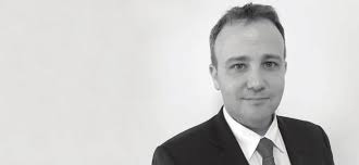 Negotiating Effective Contracts & Dealing with Disputes