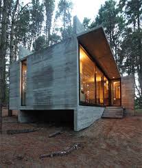 Well, one of the criteria this incredible modern villa designed by mm ++ architects is part of small real estate the su house is modern villa designed by alexander brenner architects, situated at the edge of a forest. Incredible Glass And Concrete Home In The Forest Farmhouse Architecture Concrete Houses Architecture