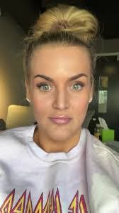 Lana Fontaine's Instagram, Twitter & Facebook