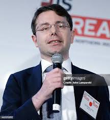 100 Ny Lon Tech Challenge Stock Photos, High-Res Pictures, and Images