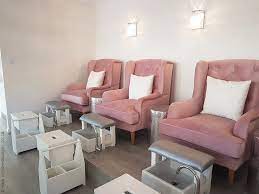 Chan Wela Beauty Salon | Interiors by Design Monarchy | Salon suites decor, Salon interior design, Salon interior