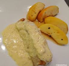 Le Blog De Clementine Dos De Cabillaud Sauce Moutarde Et Pommes Epicees Dos De Cabillaud Dos De Cabillaud Sauce Sauce Moutarde