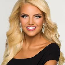 Rebecca Hogan's Instagram, Twitter & Facebook