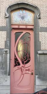 Bruxelles Art Nouveau Belgique 42 44 46 Rue De Belle Vue Ensemble De Trois Maisons Concues Par L Architecte Ernest Blerot Les Nos 42 Et 44 Pour Un Meme Unique Doors Cool Doors Beautiful Doors