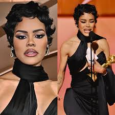 Teyana Taylor is basically every college professor's dream student, and she  proved it while glowing