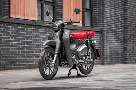 Checkout august promo & loan simulation in your city and compare the super cub c125 2021 with ct125 and other rivals only at oto. Honda Make The Super Cub C125 Even More Practical In 2021 Update Mcn