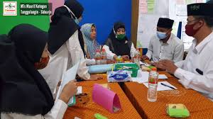 Pindah ke sekolah kemenag : Mts Ma Arif Smp Unggulan Modern Terbaik Tanggulangin Sidoarjo