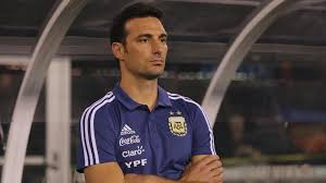 Lionel scaloni reveló a qué futbolista de la selección argentina mandaría al arco si le pasa lo satisfecho. Argentinien Will Lionel Scaloni Zum Festen Nationaltrainer Befordern