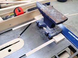 A precision tablesaw crosscut sled is one of the best workshop jigs you can make for woodworking projects. How To Make A Mini Table Saw Sled Ibuildit Ca