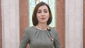 Internauții au promovat un fals pe rețelele de socializare precum, femeia care apare în poză alături de șefa statului ar fi natalia repeșco, angajată spps, care asigură protecția președintei. Mesajul Maiei Sandu Cu Ocazia Zilei De 8 Martie SÄƒrbÄƒtorim Efortul Multor GeneraÈ›ii De Femei È™i BÄƒrbaÈ›i Pentru È™anse È™i Drepturi Egale Diez