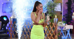 Janine (2002) guilty as sin (2002) gypsy curse. Das Gibt S Doch Nicht Janine Pink Gewinnt Bei Promi Big Brother Kurier At