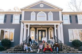As such, it will be easier than other places to attract women, but that does not mean that everyone you meet is girlfriend material. Atlanta Is The New Influencer Capital Of America The New York Times