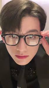 Lai Wei Ming: Shine On Me