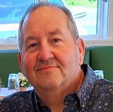 Who is a good marine surveyor in the Long Island Sound area?