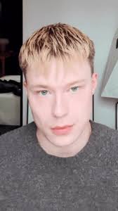 Dominic Steele (@domsteele)