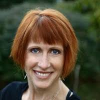 Shelley Sutton's Instagram, Twitter & Facebook