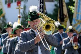 Includes free vocabulary trainer, verb tables and pronunciation function. Fronleichnam What You Should Know About Germany S Public Holiday On Thursday The Local