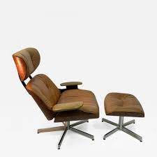 Mid century modern danish selig chairs and tables. Selig Furniture Co Stylish Mid Century Lounge Chair And Ottoman By Selig