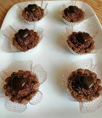 pin on les petits fours